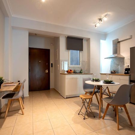 Spacious And Modern One Bedroom Apartment アテネ エクステリア 写真
